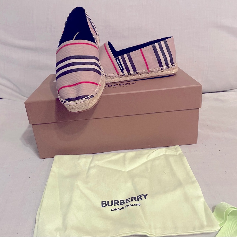BURBERRY Women’s Alpert Vintage Check Espadrille Flats